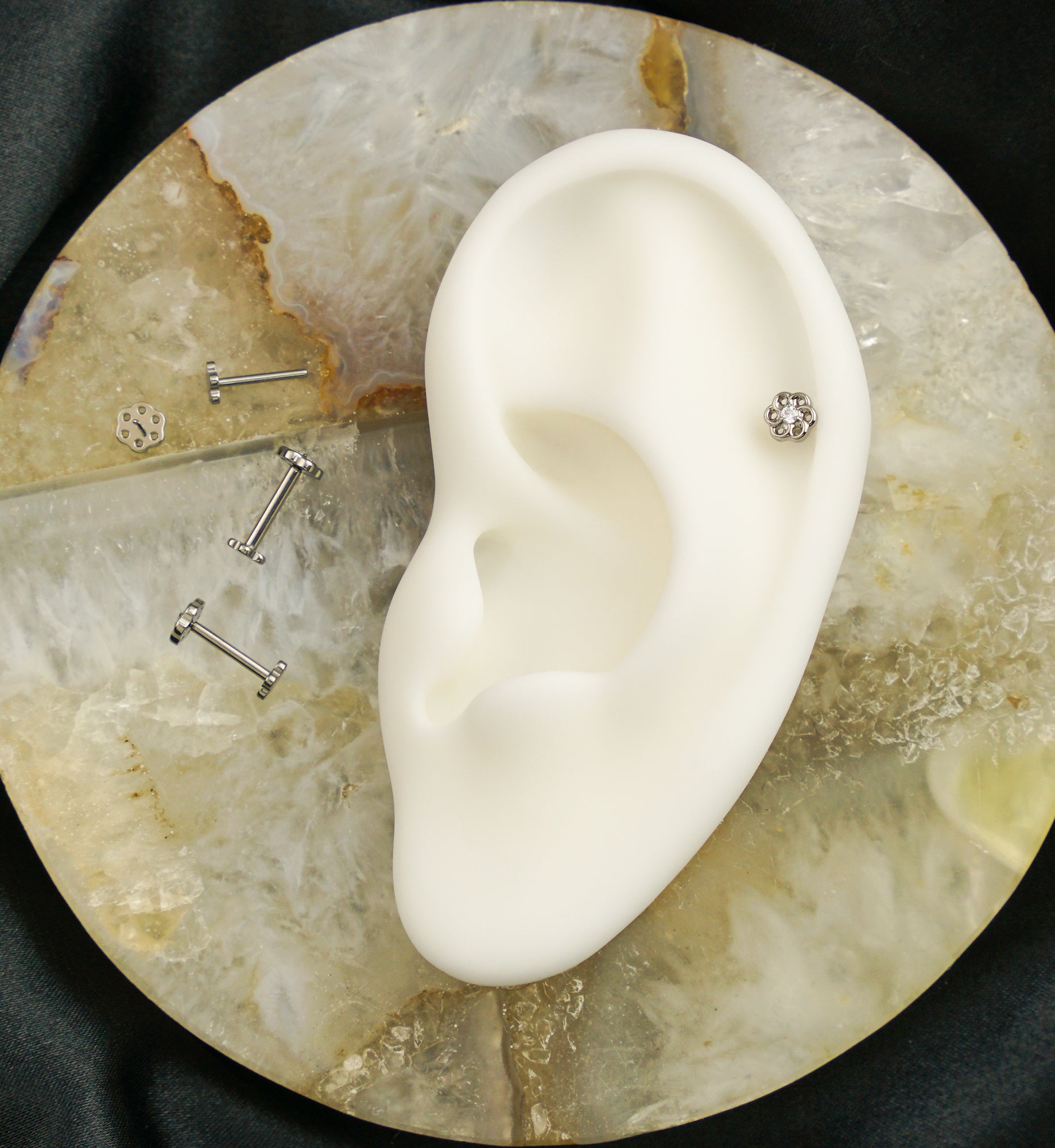 Swirling Flower Clear CZ Threadless Titanium Flower Back Labret