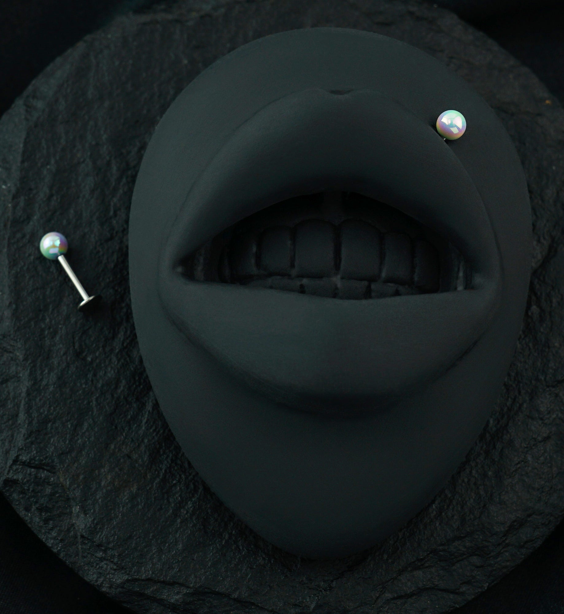 White Ory Stainless Steel Labret