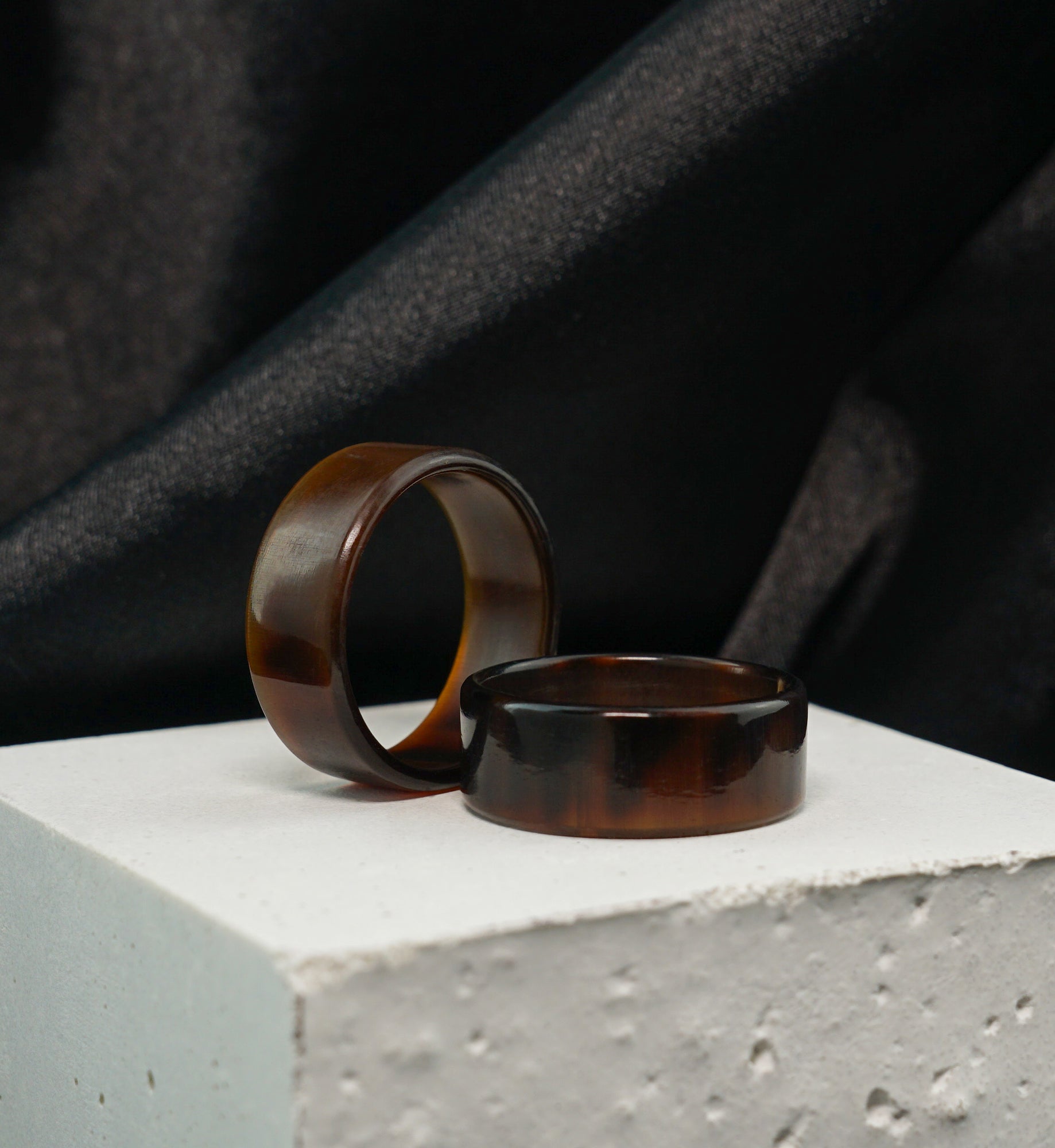 Women's Flat Horn Ring