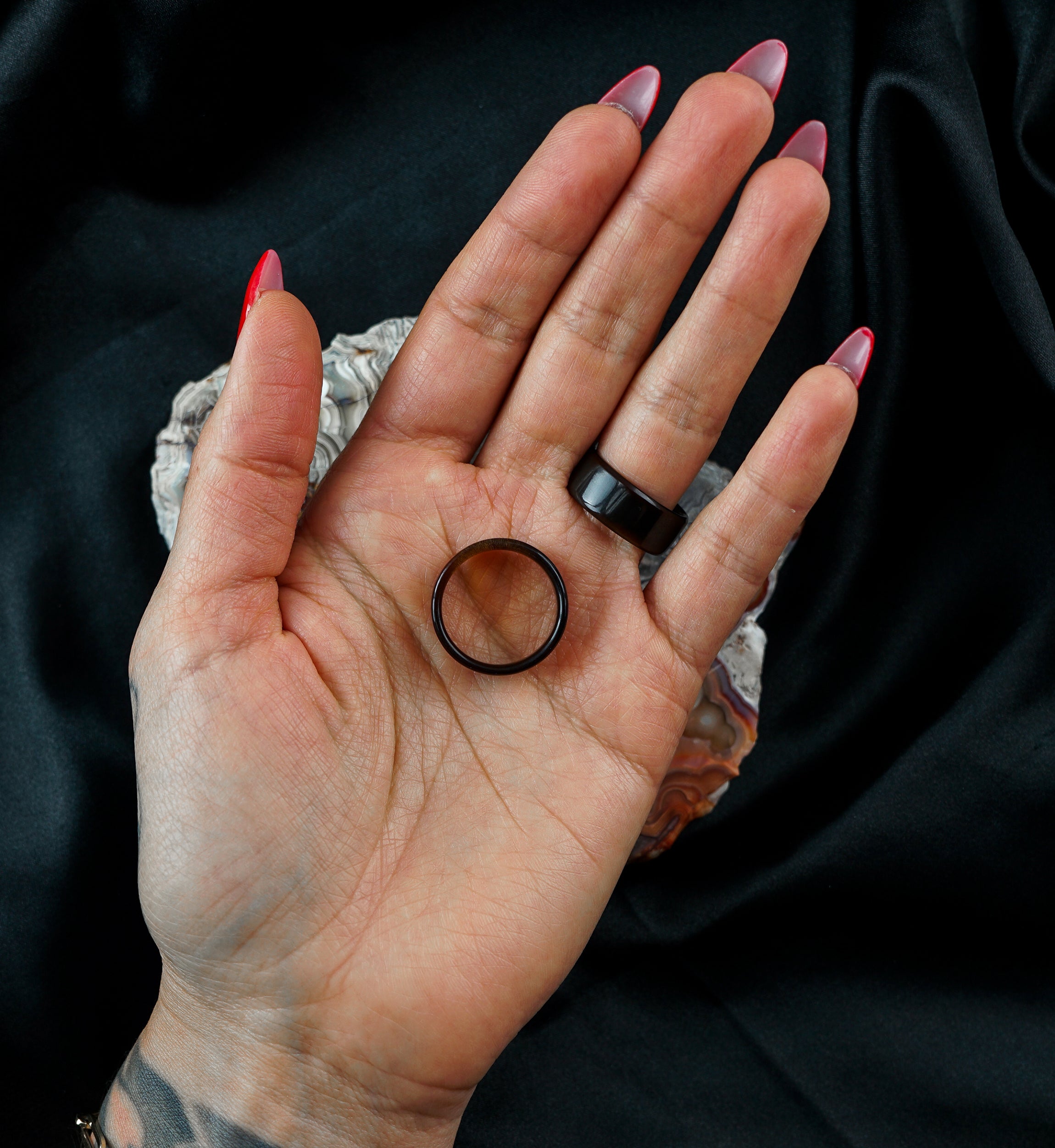 Women's Flat Horn Ring