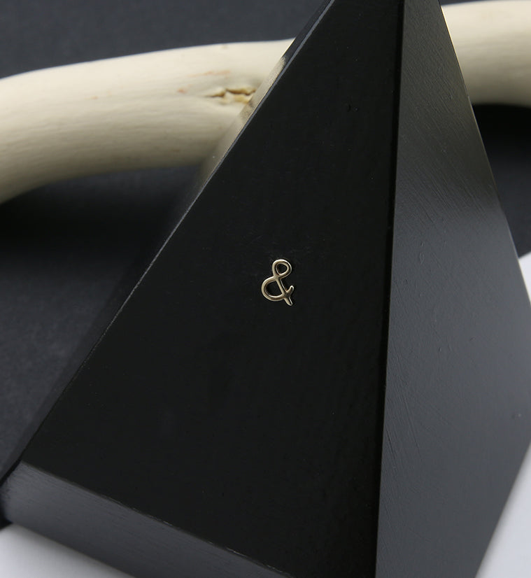 14kt Gold Ampersand Threadless Top