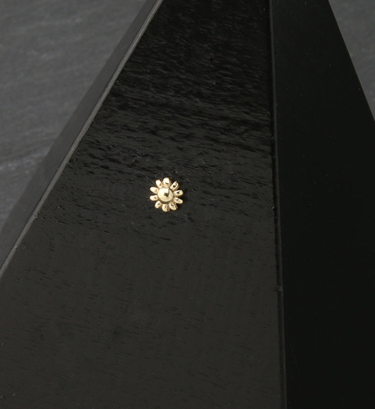 14kt Gold Daisy Threadless Top