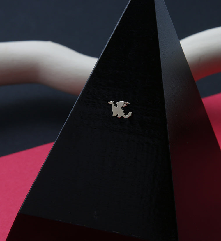 14kt Gold Dragon Threadless Top