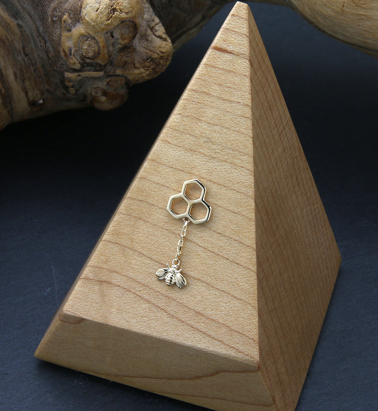 14kt Gold Honeycomb Dangle Bee Threadless Top