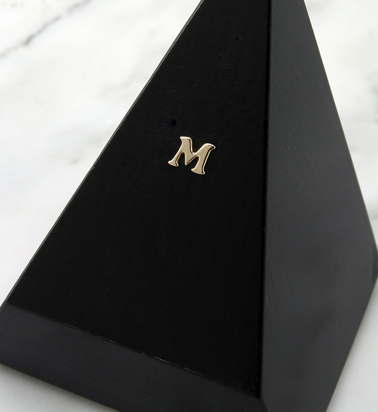 14kt Gold Letter M Threadless Top