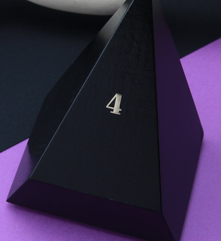 14kt Gold Number 4 Threadless Top