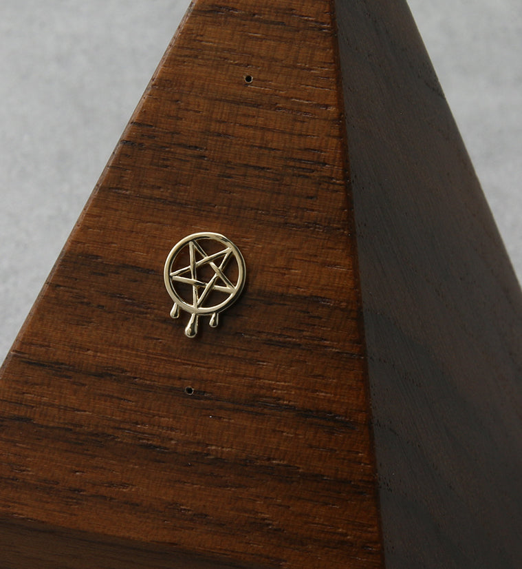 14kt Gold Pentagram Drip Threadless Top