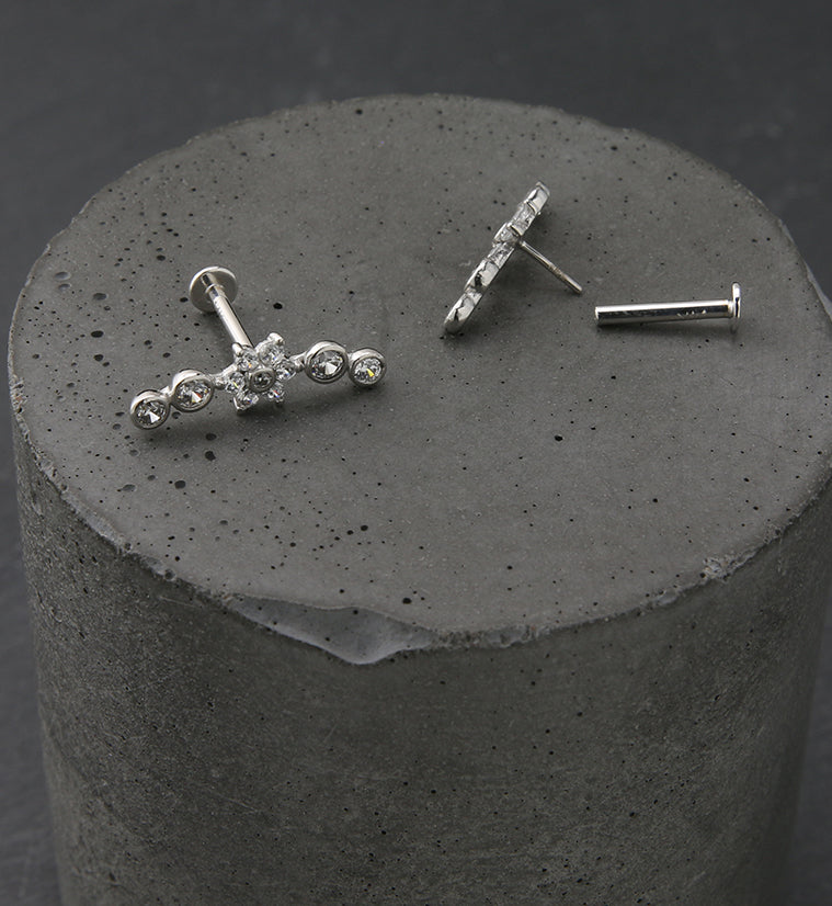 14kt White Gold Flower Arch CZ Threadless Labret