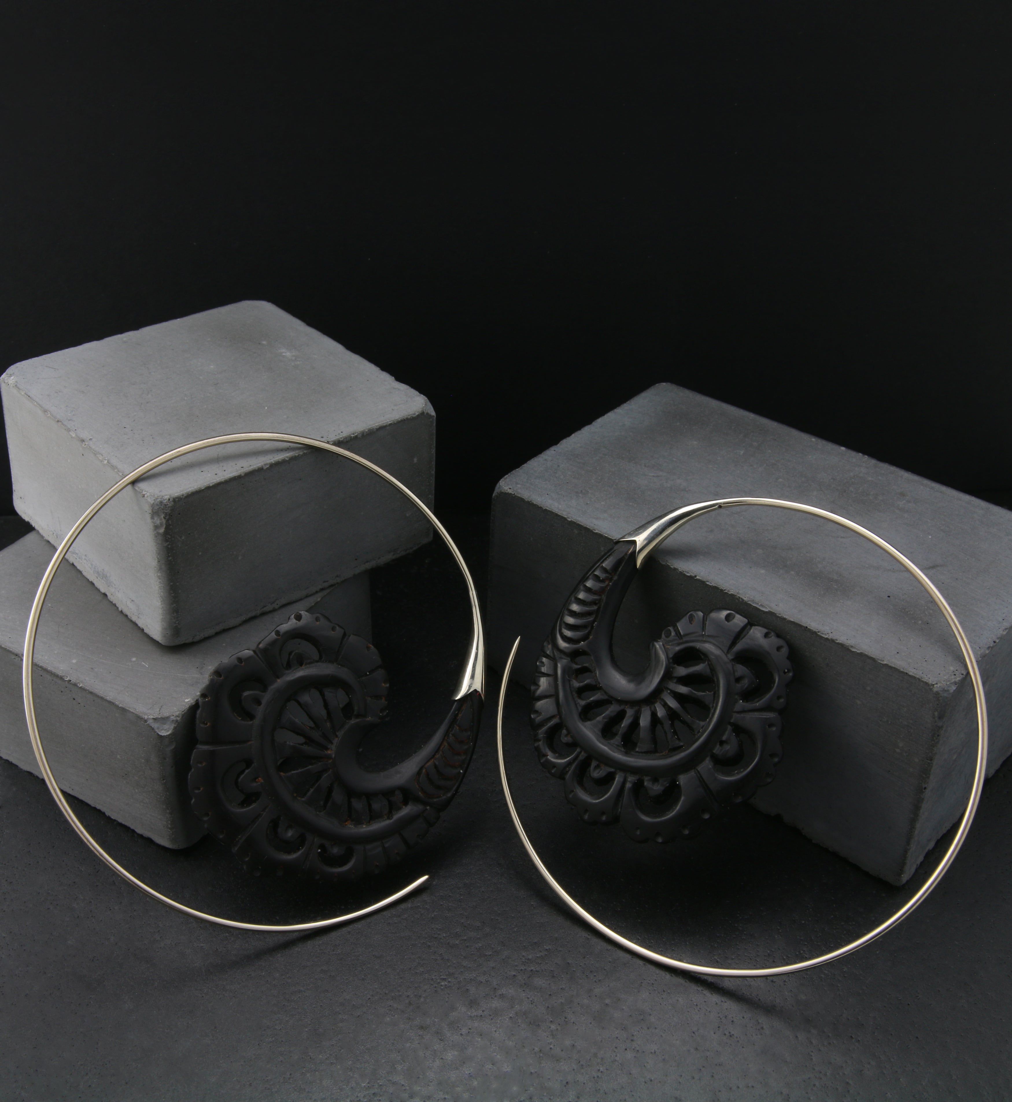 18G Baroque Horn White Brass Hangers / Earrings