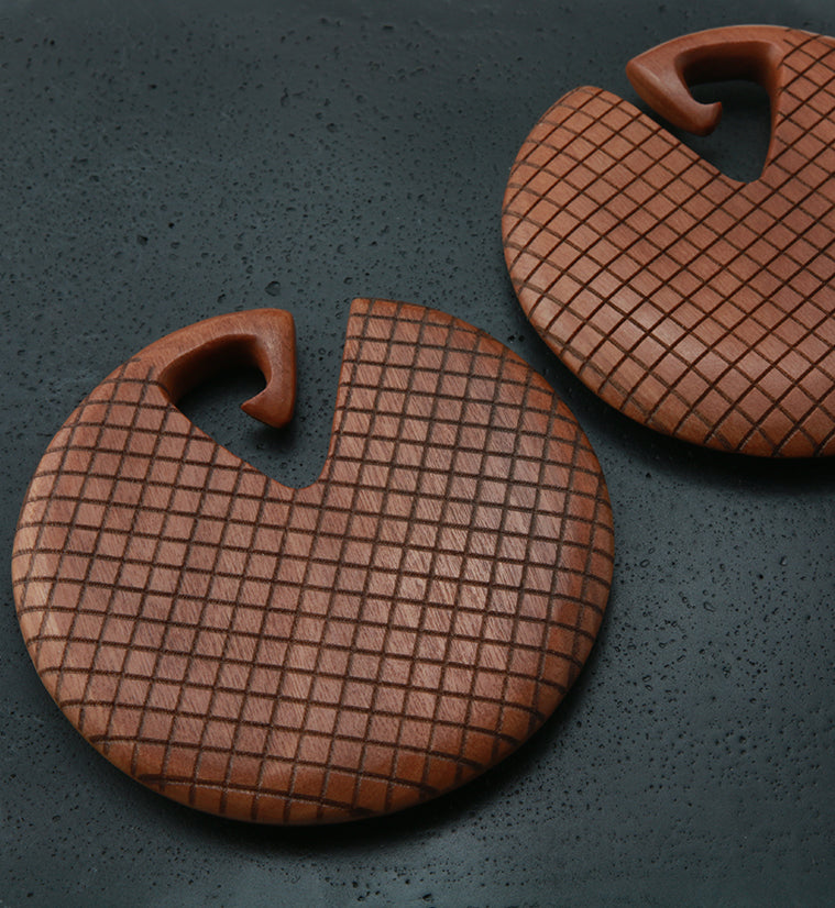 Crosshatch Saba Wooden Ear Weights