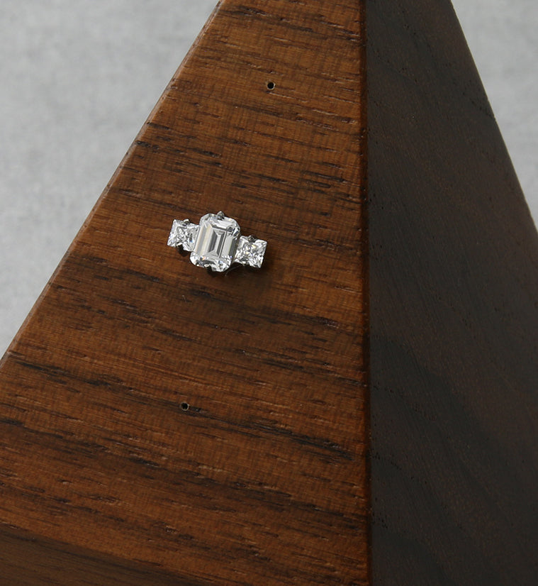 Baronial CZ Threadless Titanium Top