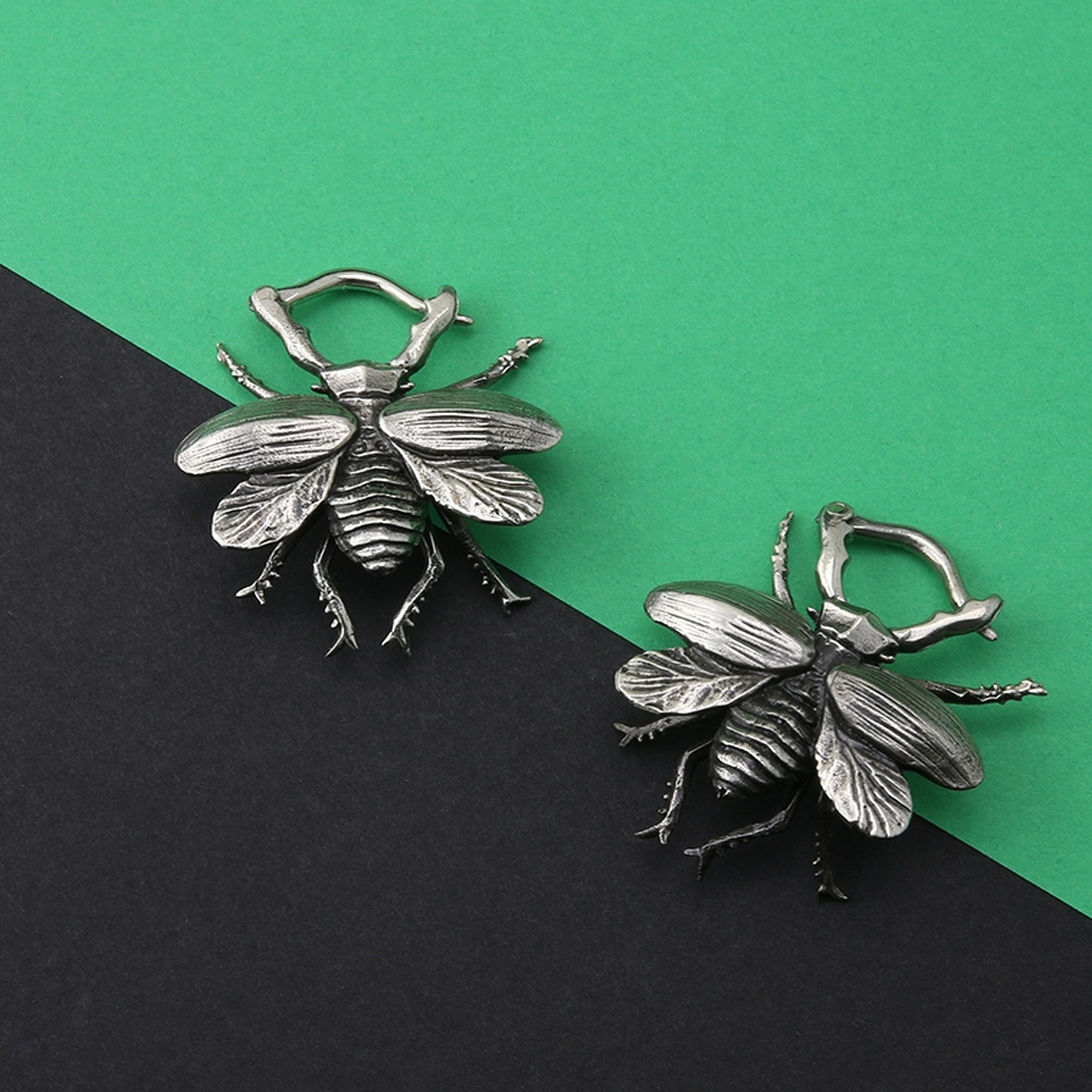 Beetle White Brass Hinged Ear Weights