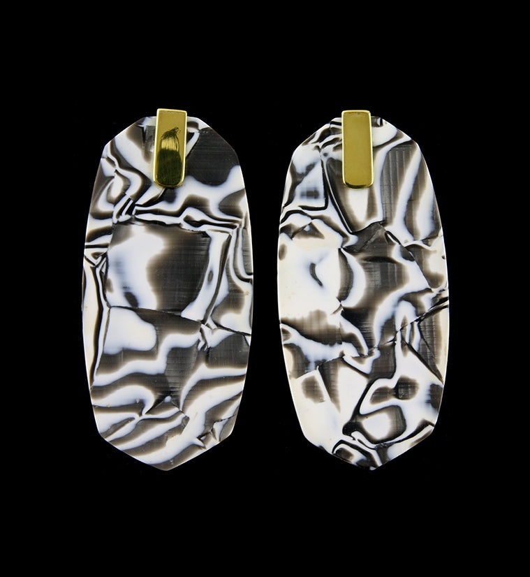 Oblate Black & White Schizo Hangers