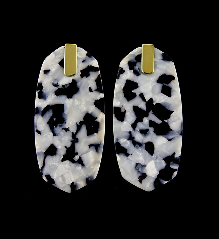 Oblate Black & White Fructose Hangers