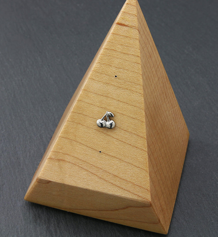 Cherries Threadless Titanium Top