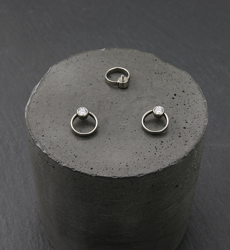 Circle Top Clear CZ Internally Threaded Titanium Top