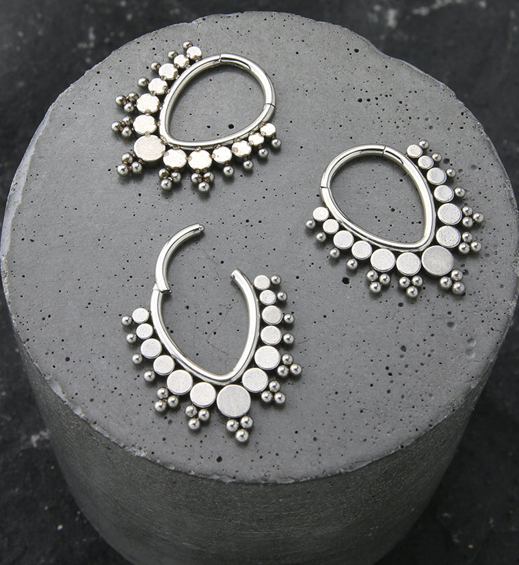 Colure Stainless Steel Hinged Segment Ring