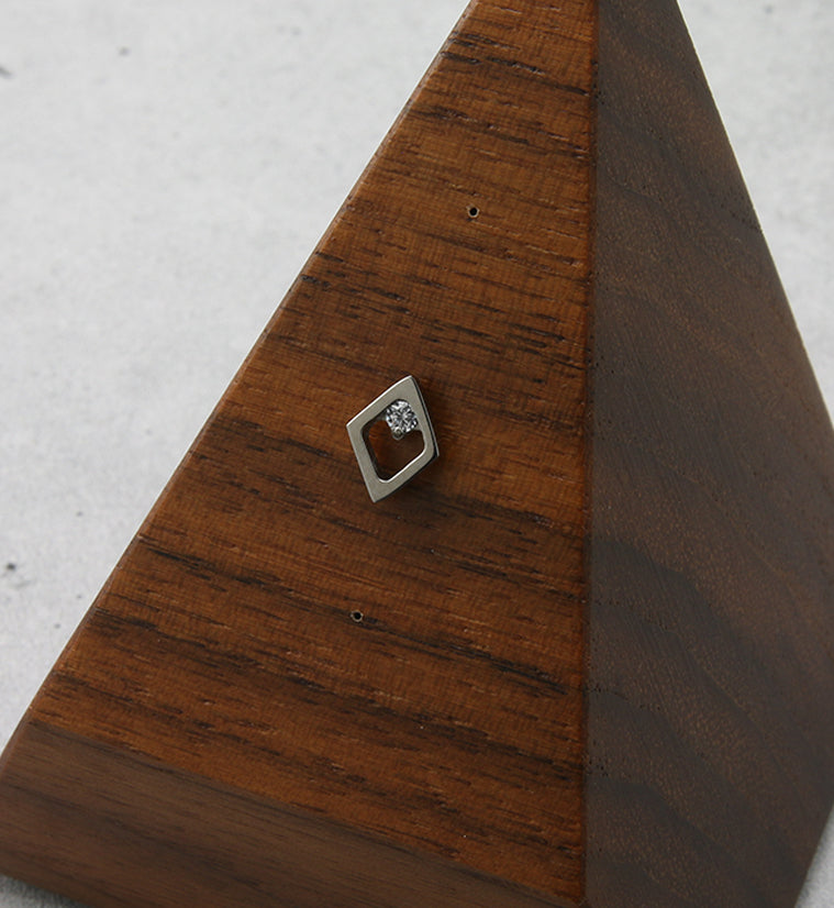 Corundum CZ Threadless Titanium Top