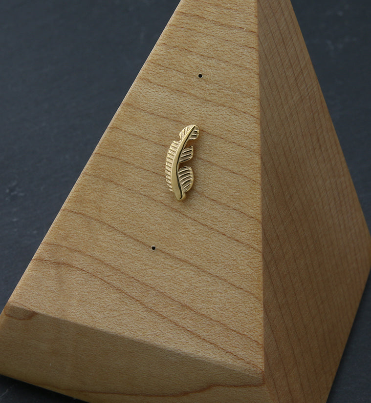 Gold PVD Feather Threadless Titanium Top