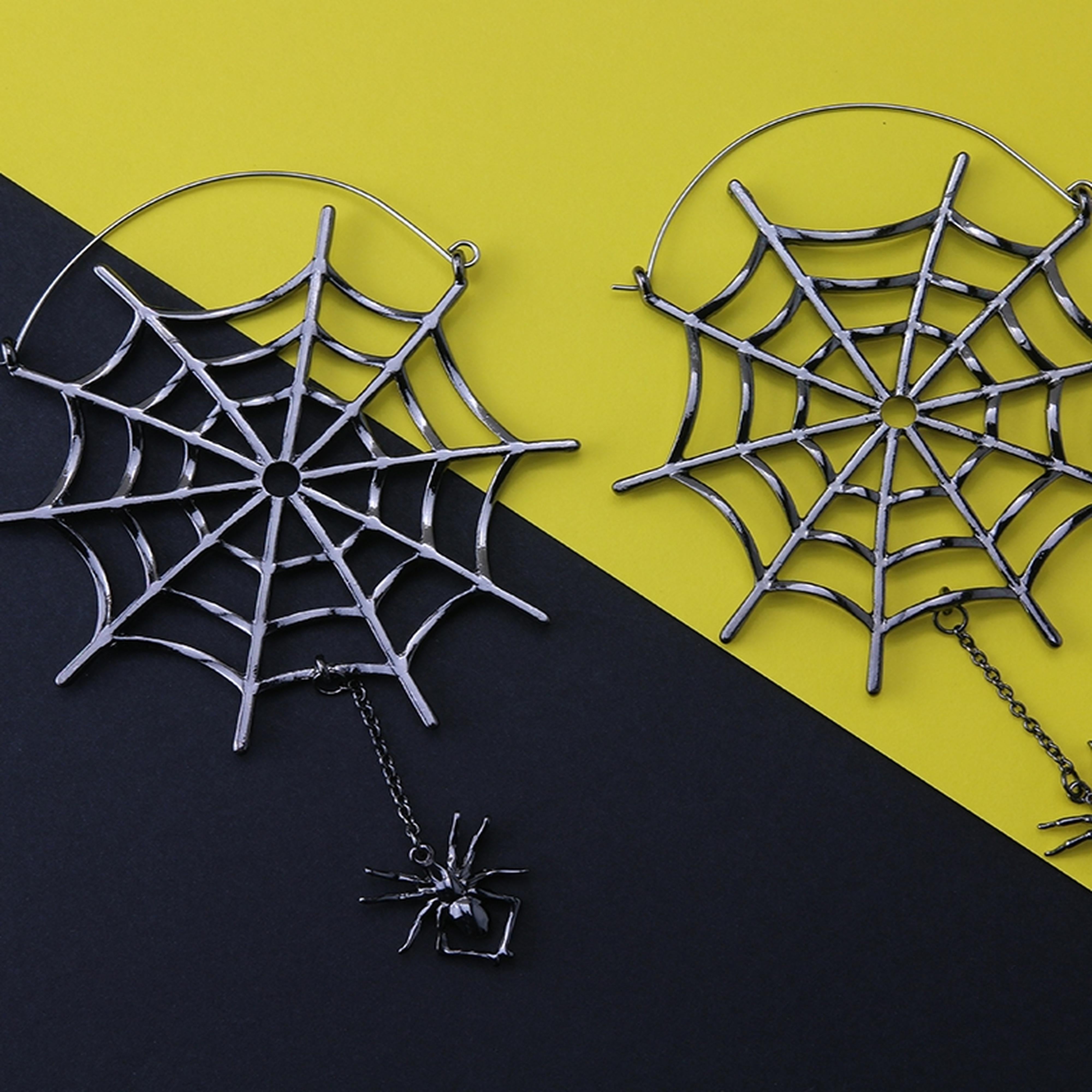 20G Black Spiderweb Dangle Plug Hoops