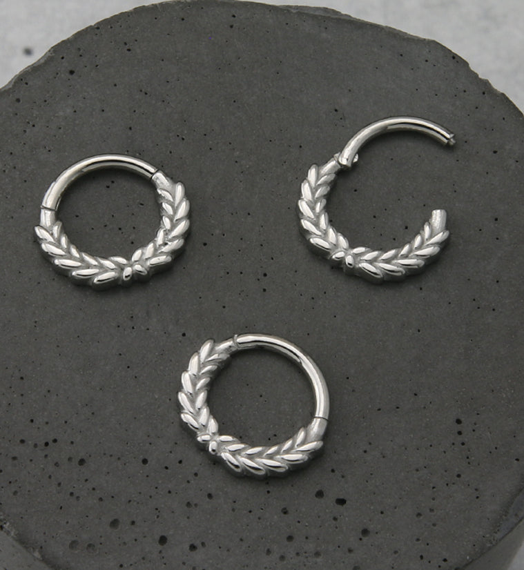 Laurel Hinged Segment Ring