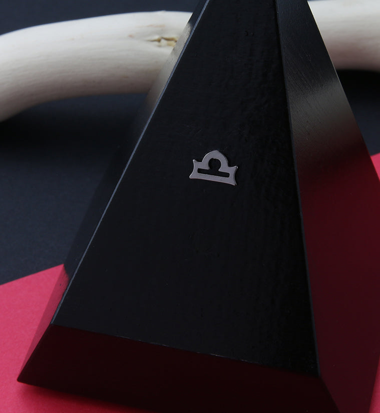 Libra Zodiac Sign Threadless Titanium Top