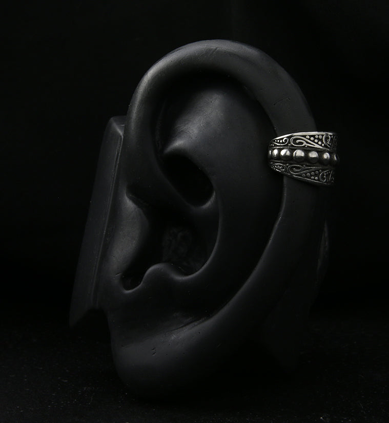 Lineal White Brass Ear Cuff