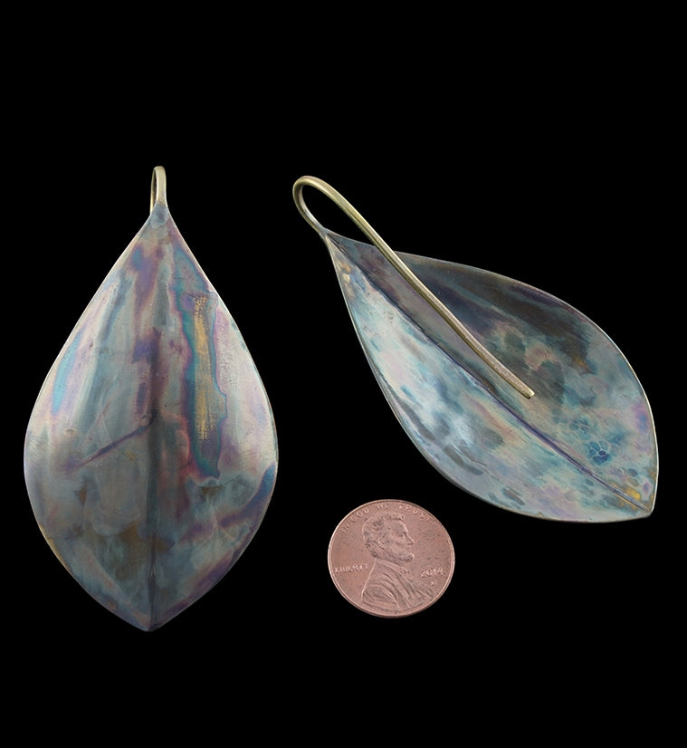 14G Tarnished Brass Leaf Hangers