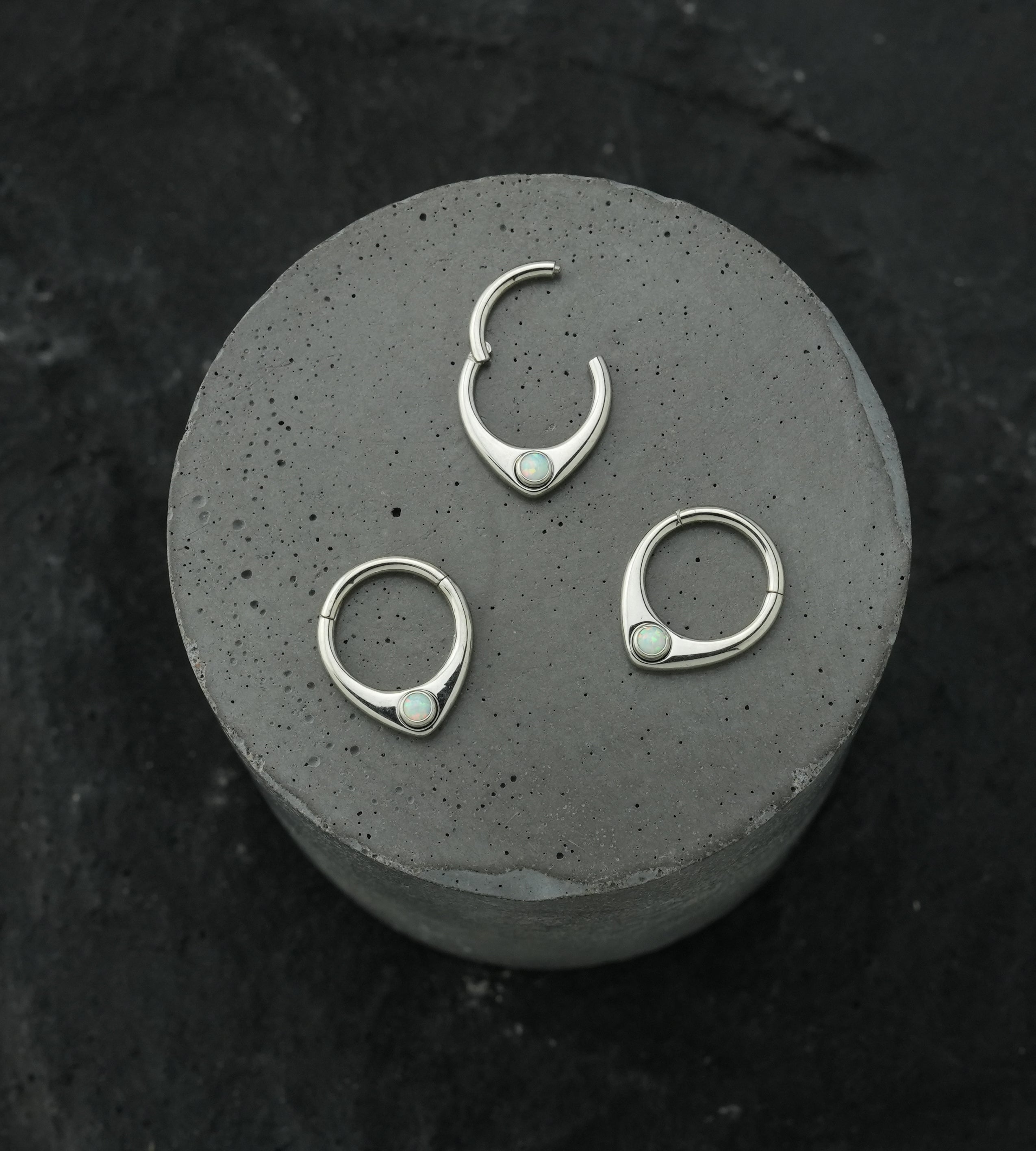 Point White Opalite Stainless Steel Hinged Segment Ring