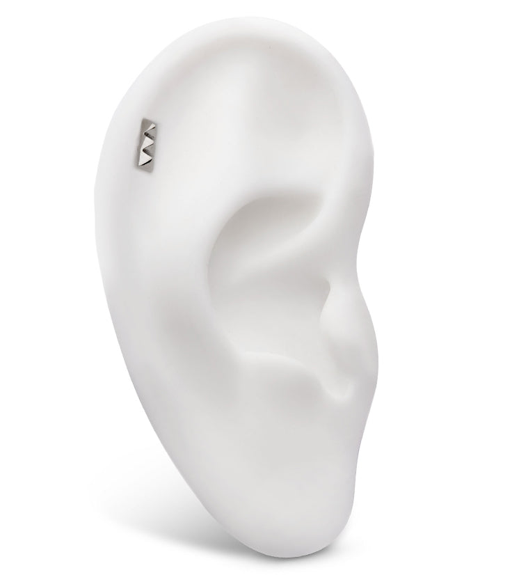 Polyhedra Row Stainless Steel Internally Threaded Labret