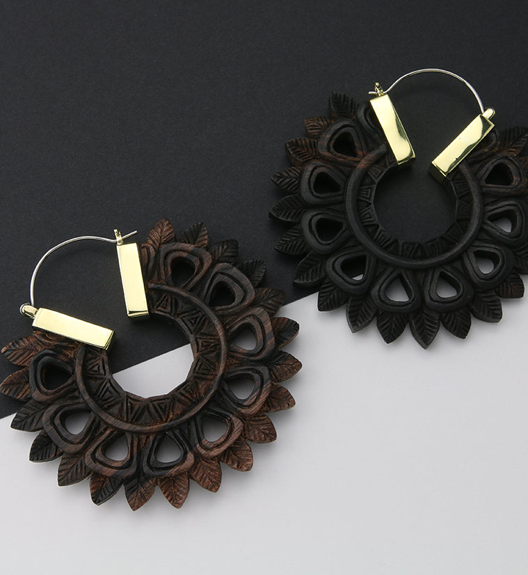 Pompon Areng Wooden Hangers / Earrings