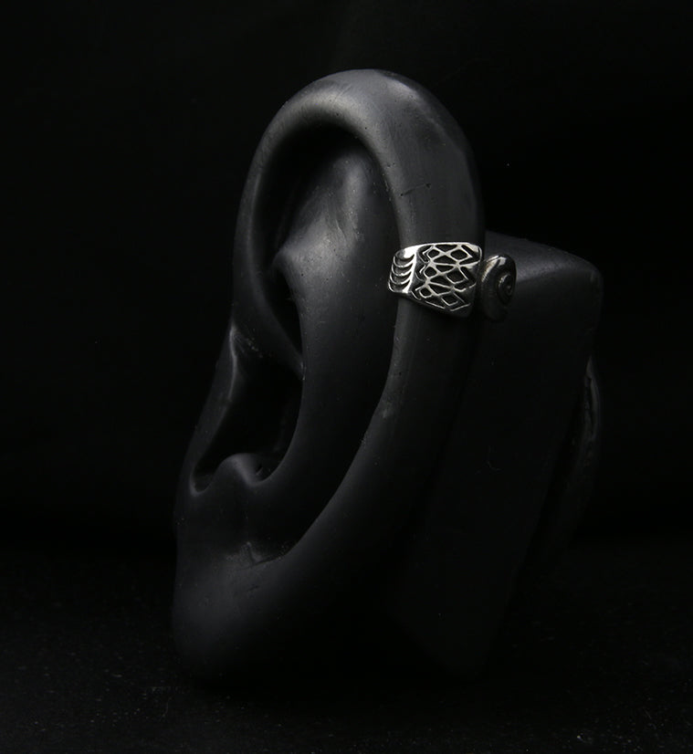 Swell White Brass Ear Cuff