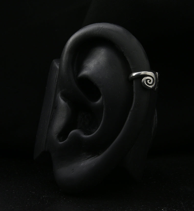 Swell White Brass Ear Cuff