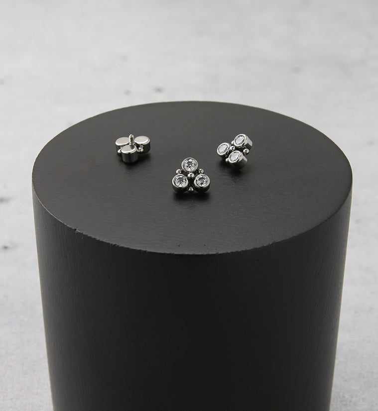 Trinity Beaded CZ Internally Threaded Titanium Top