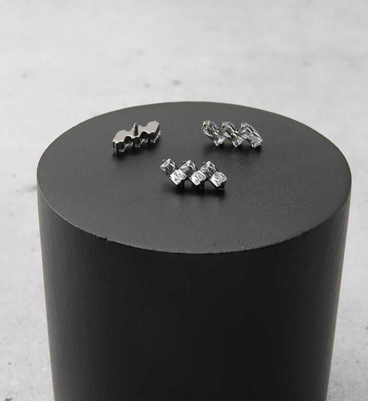 Triple Slant CZ Internally Threaded Titanium Top