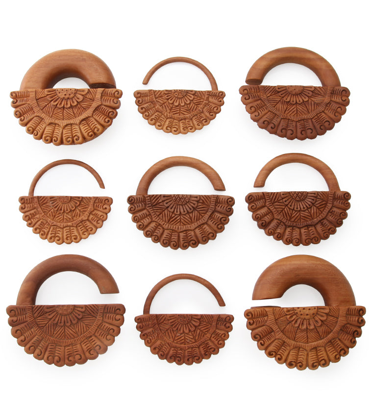 Tropical Fan Saba Wood Hangers