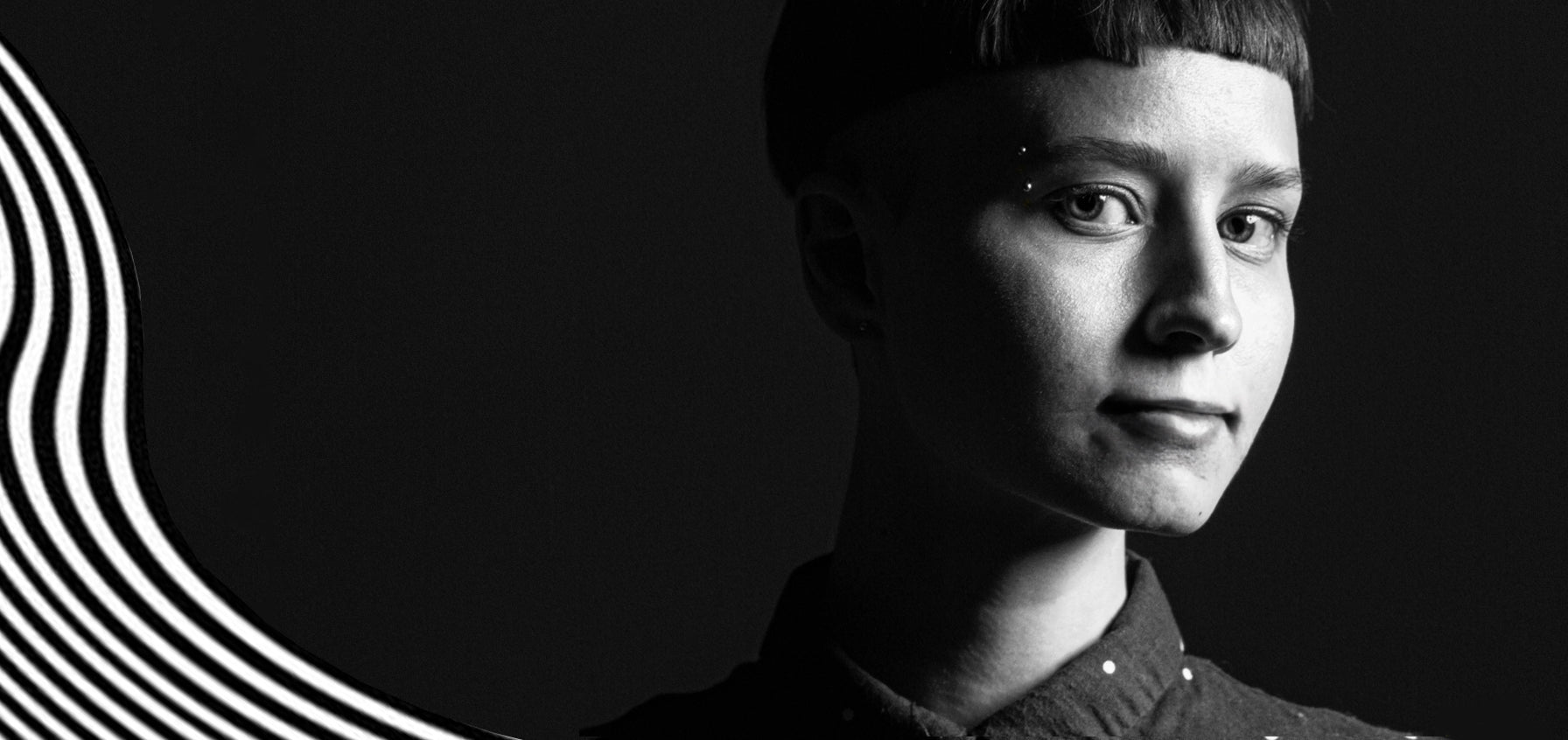 Make Your Eyebrow Highbrow with Gold Body Jewelry