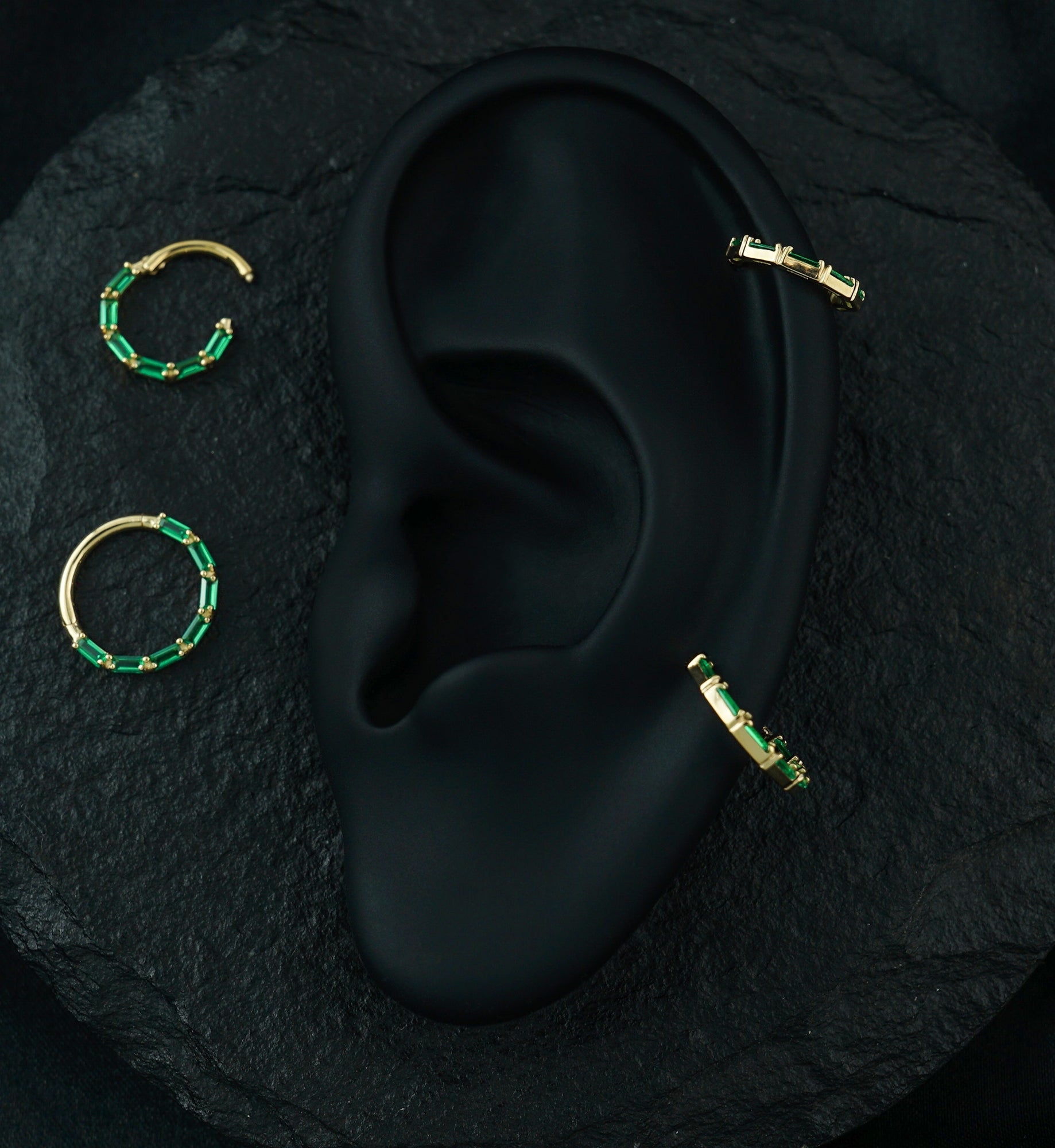 14kt Gold Baguette Row Emerald CZ Hinged Segment Ring