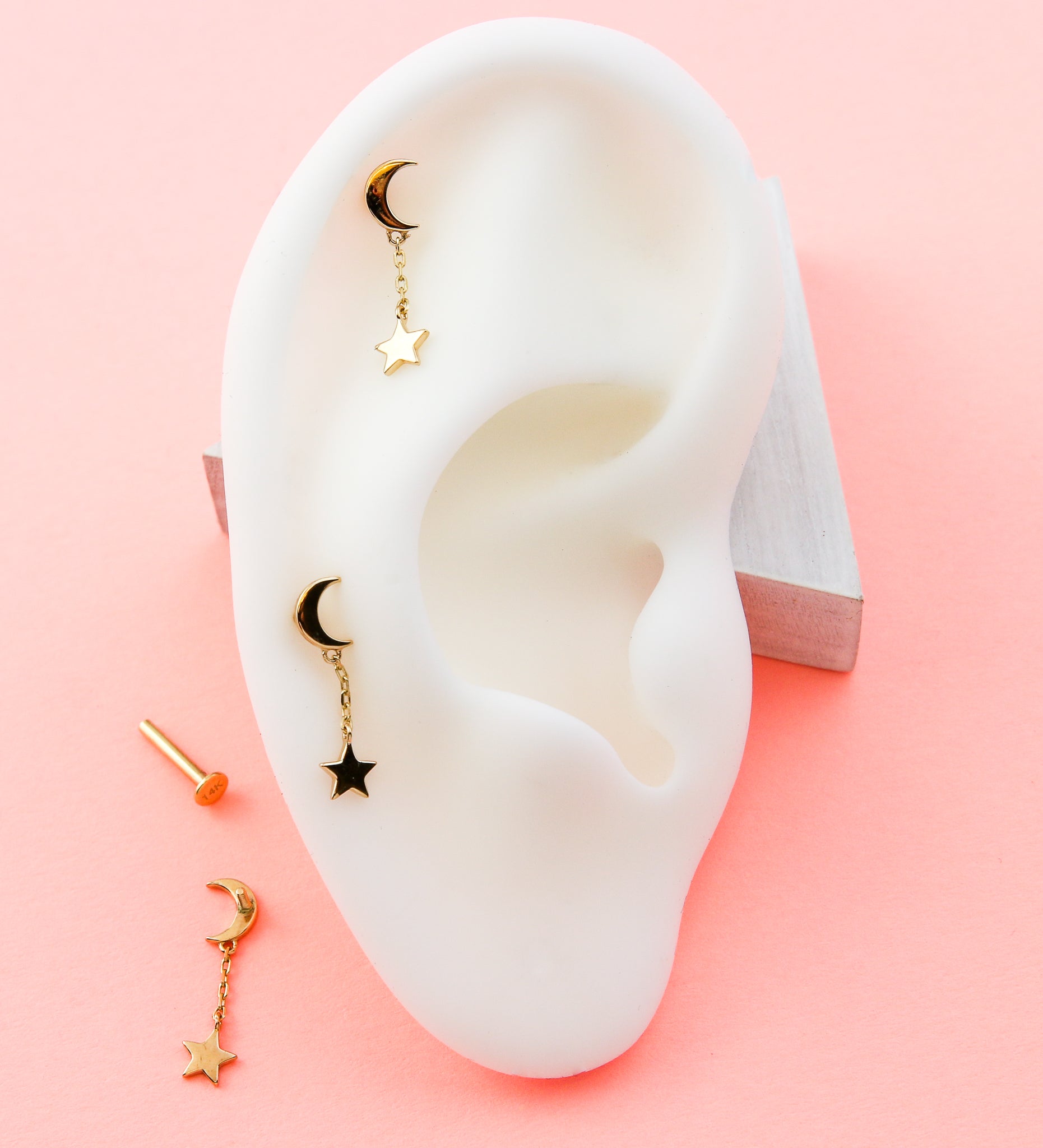 14kt Gold Crescent Moon Dangle Star Internally Threaded Labret