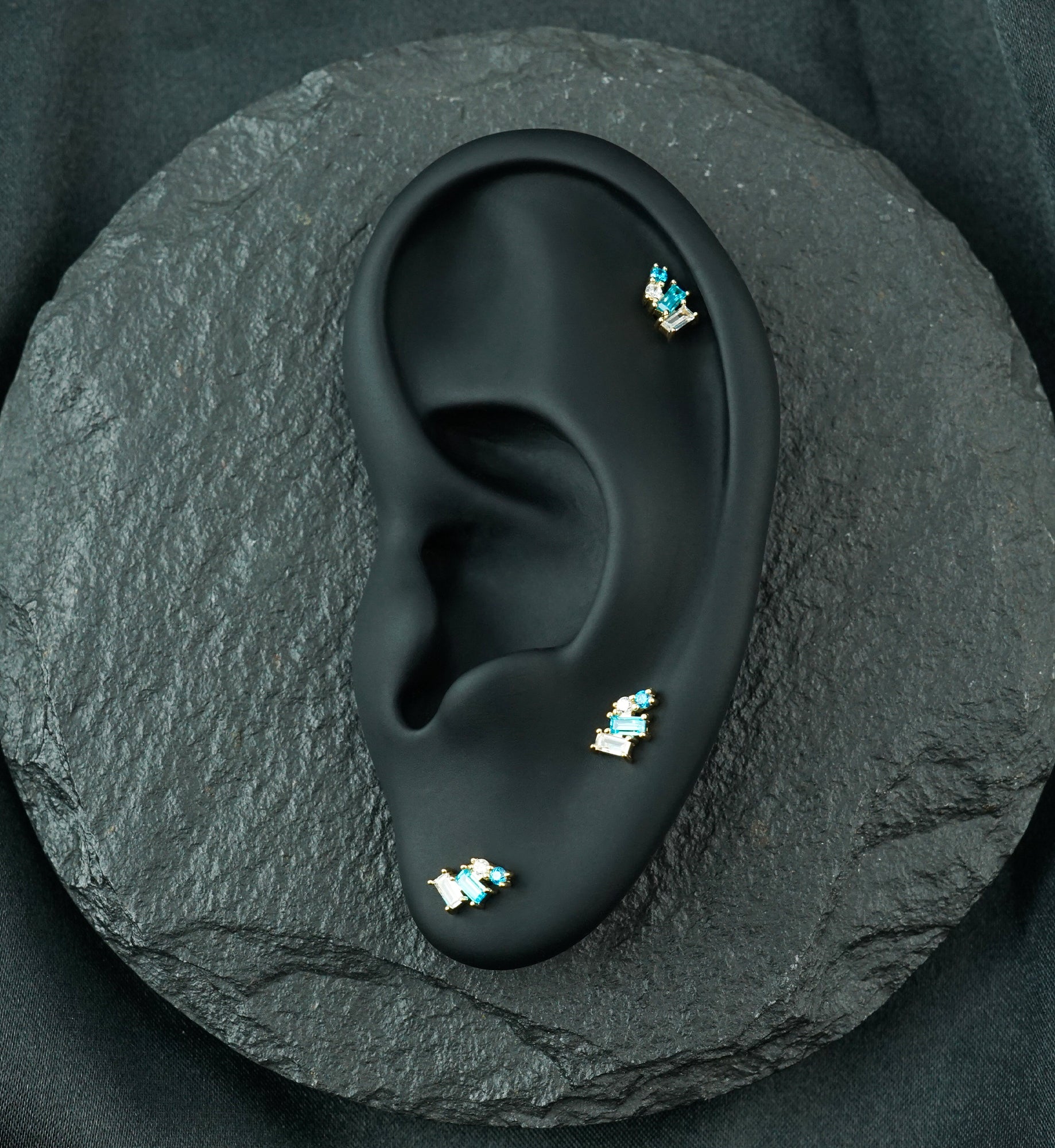 14kt Gold Downpour Aqua CZ Threadless Top