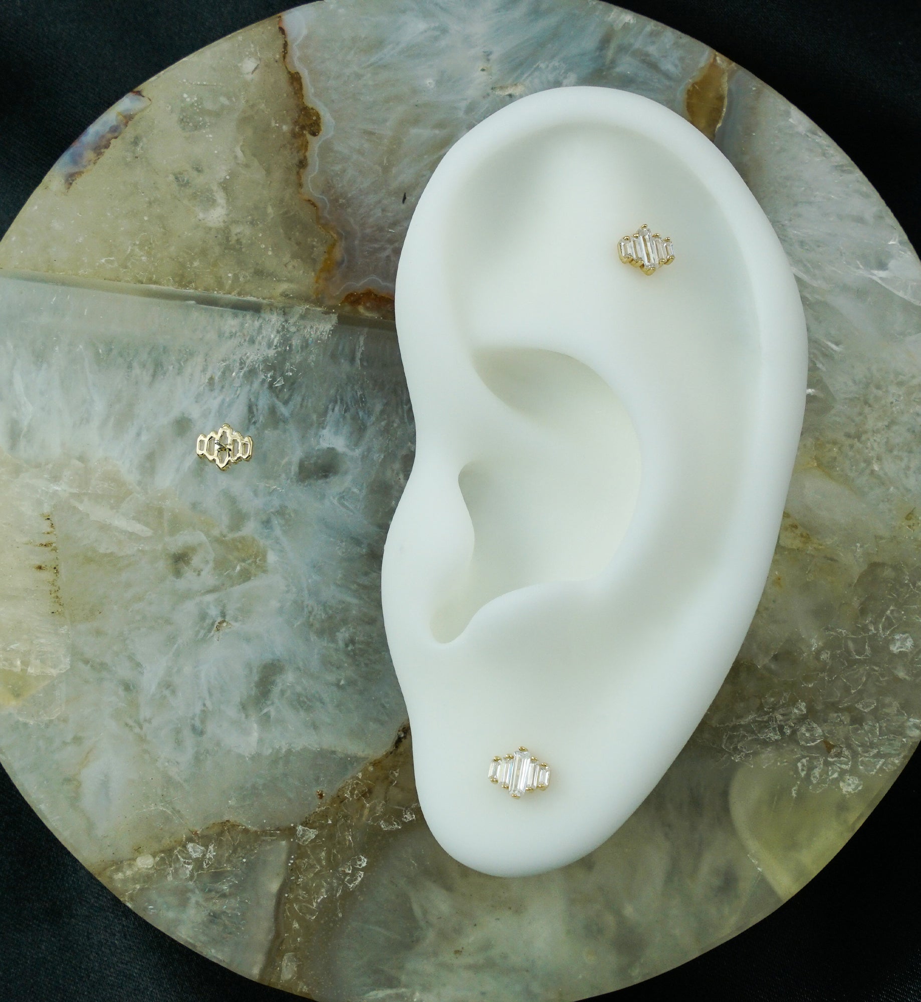 14kt Gold Geometric Baguette CZ Threadless Top