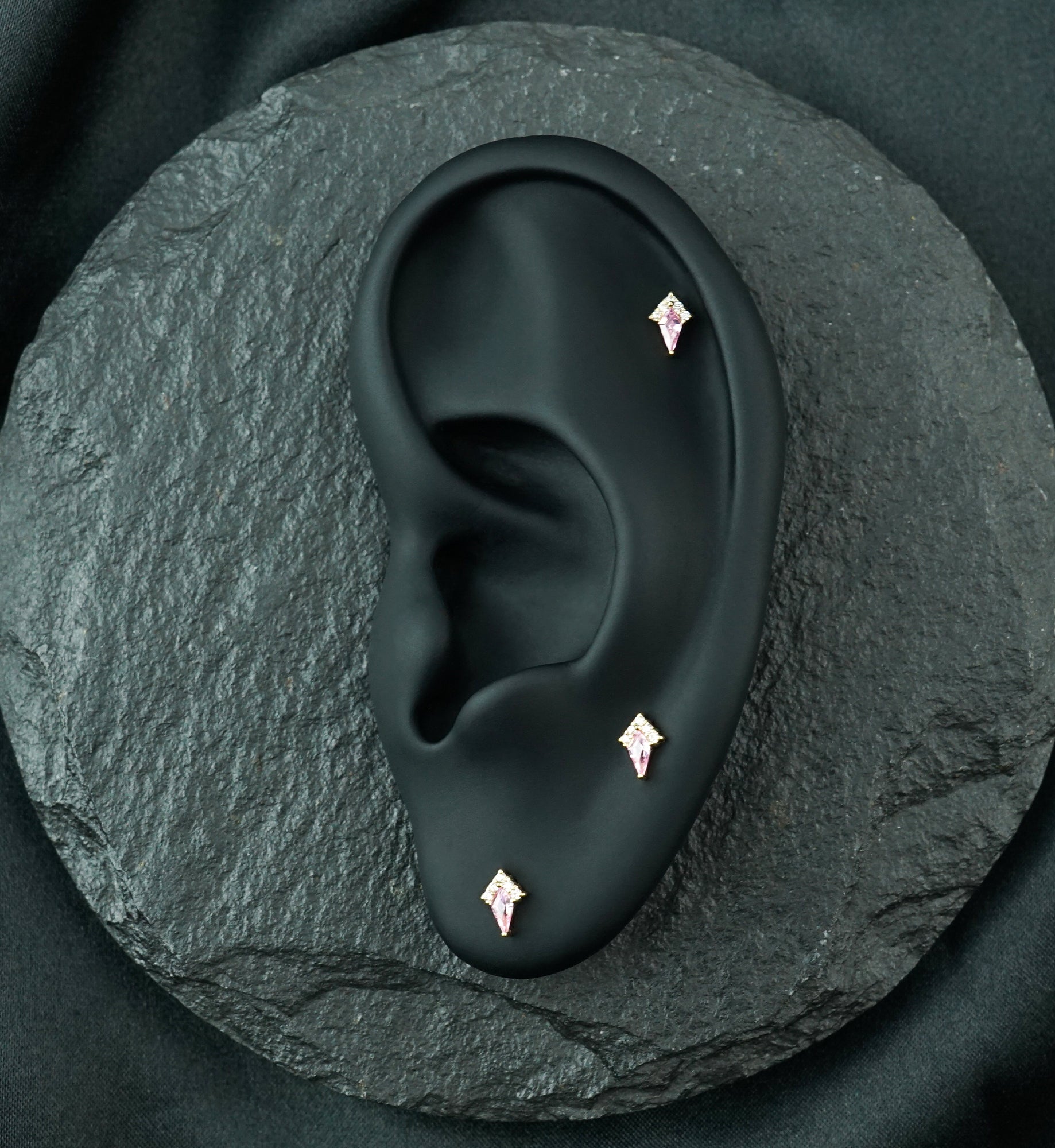 14kt Gold Harlequin Pink CZ Threadless Top