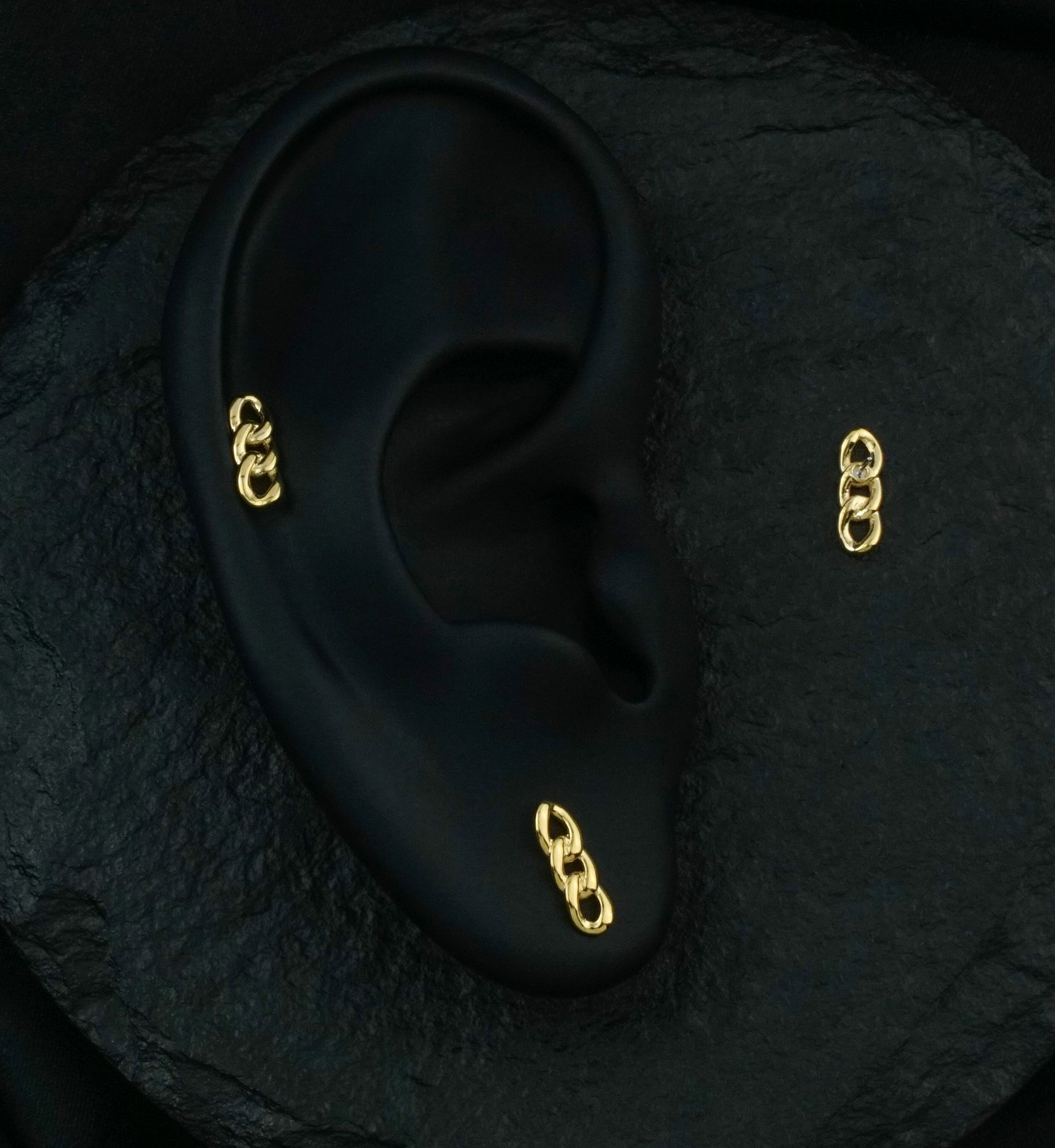 14kt Gold Triple Link Chain Threadless Top