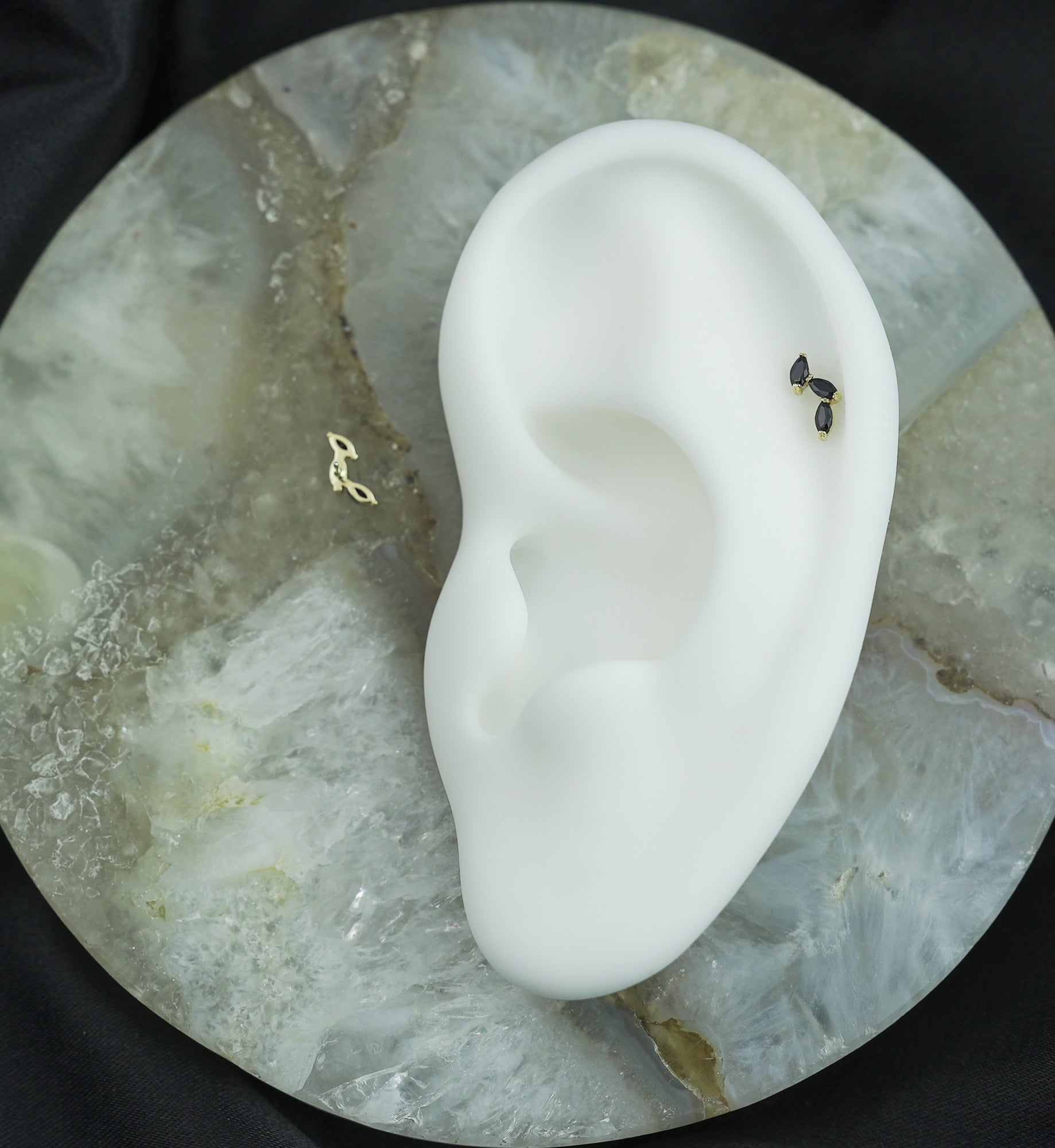 14kt Gold Triple Marquise Vine Black CZ Threadless Top