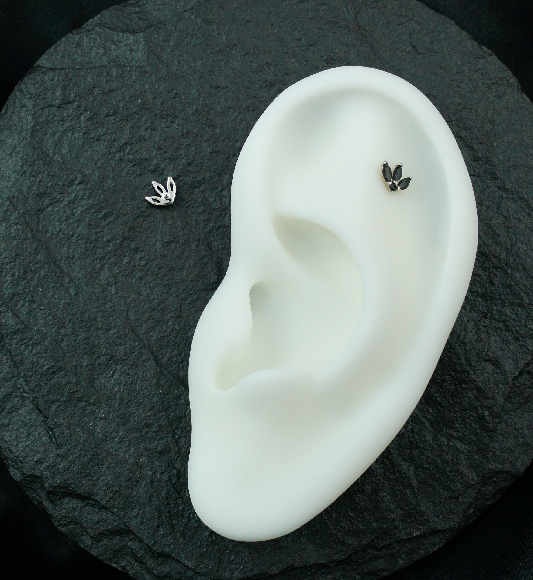 14kt White Gold Tri Sepal Black CZ Threadless Top