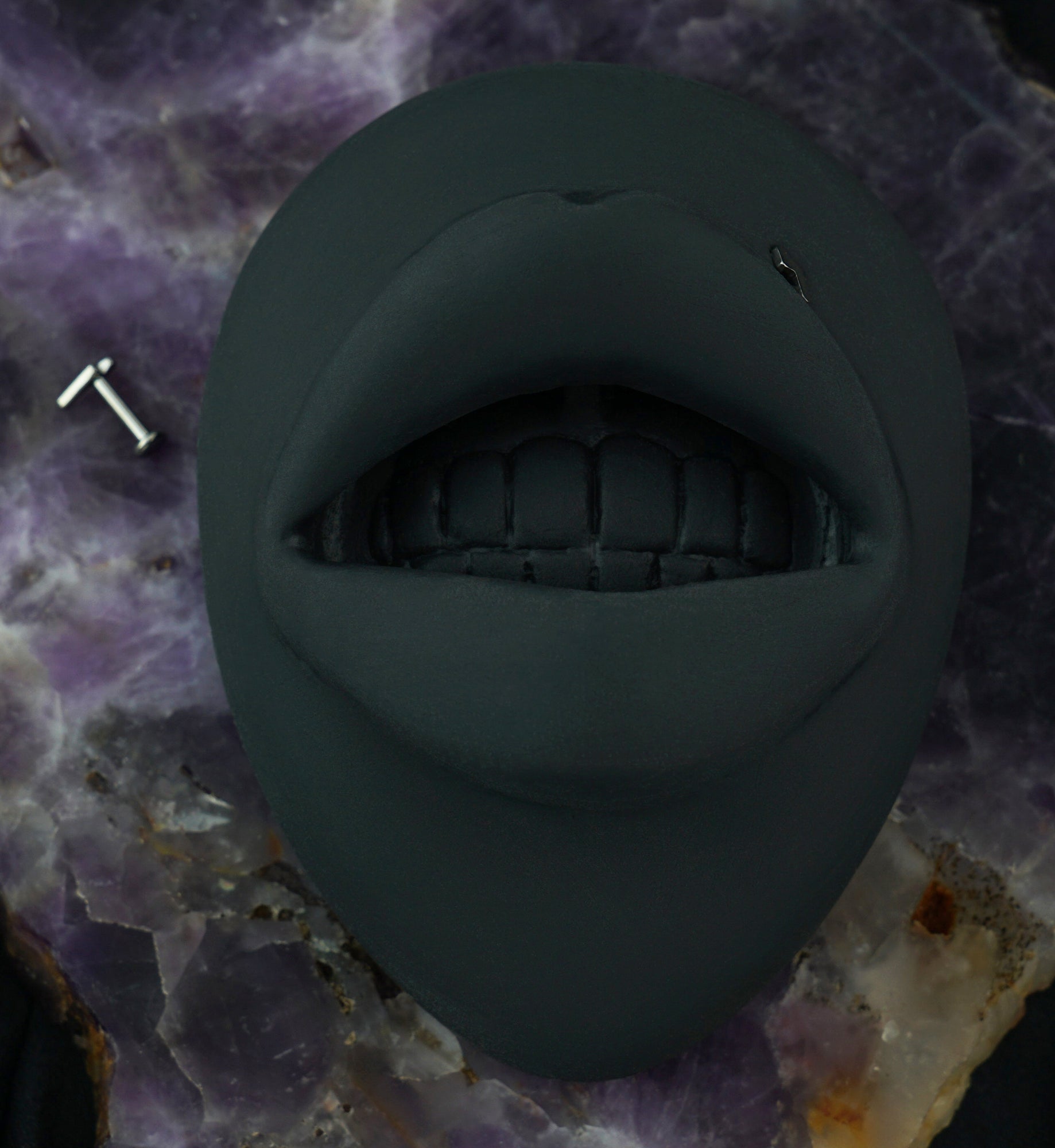 16G Electric Titanium Labret