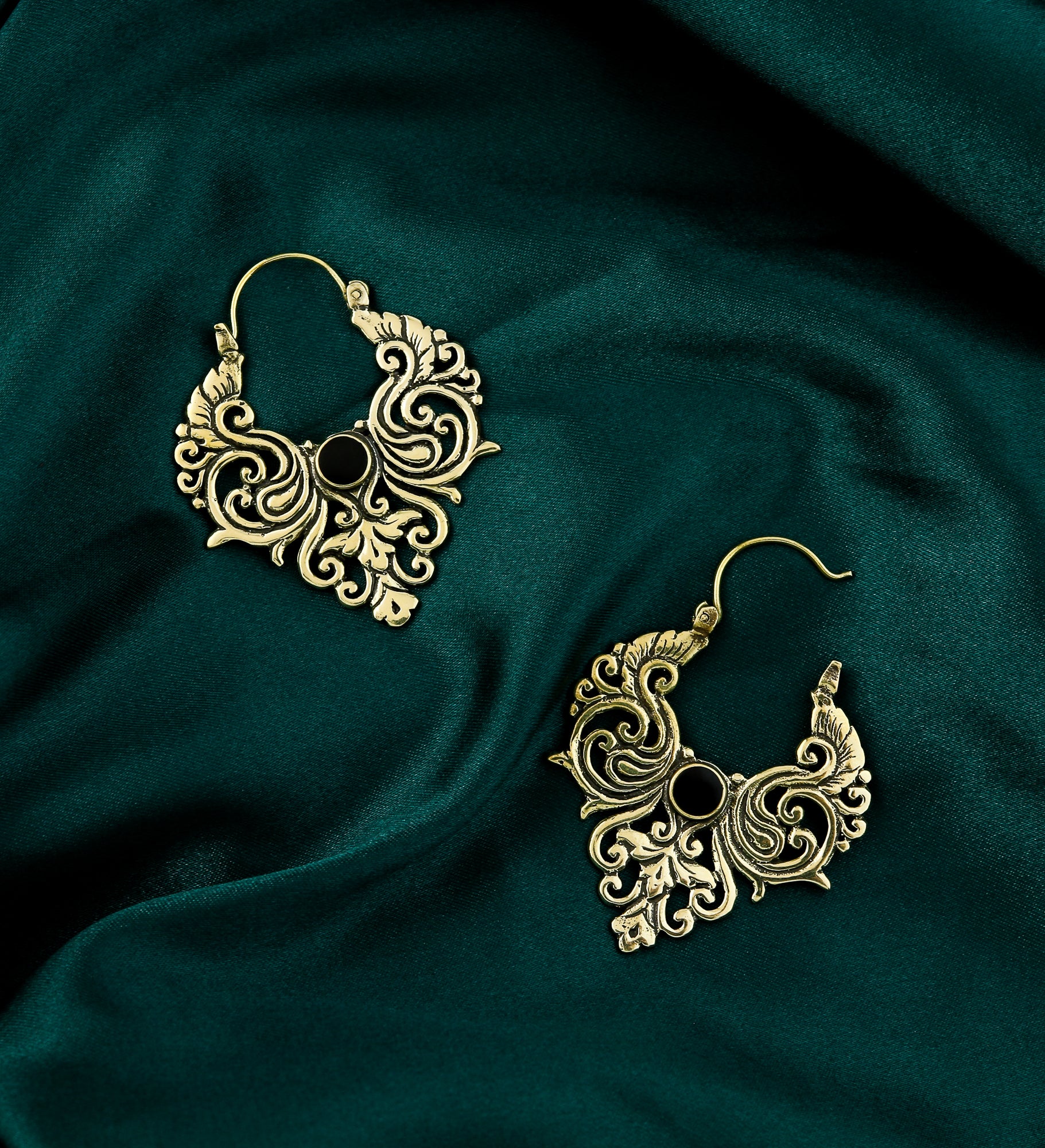 18G Lacey Onyx Earrings