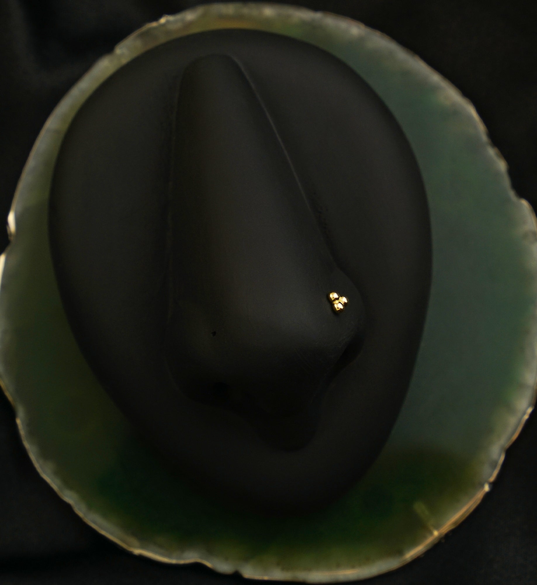 18kt Gold Trinity Ball Threadless Titanium Nose Screw