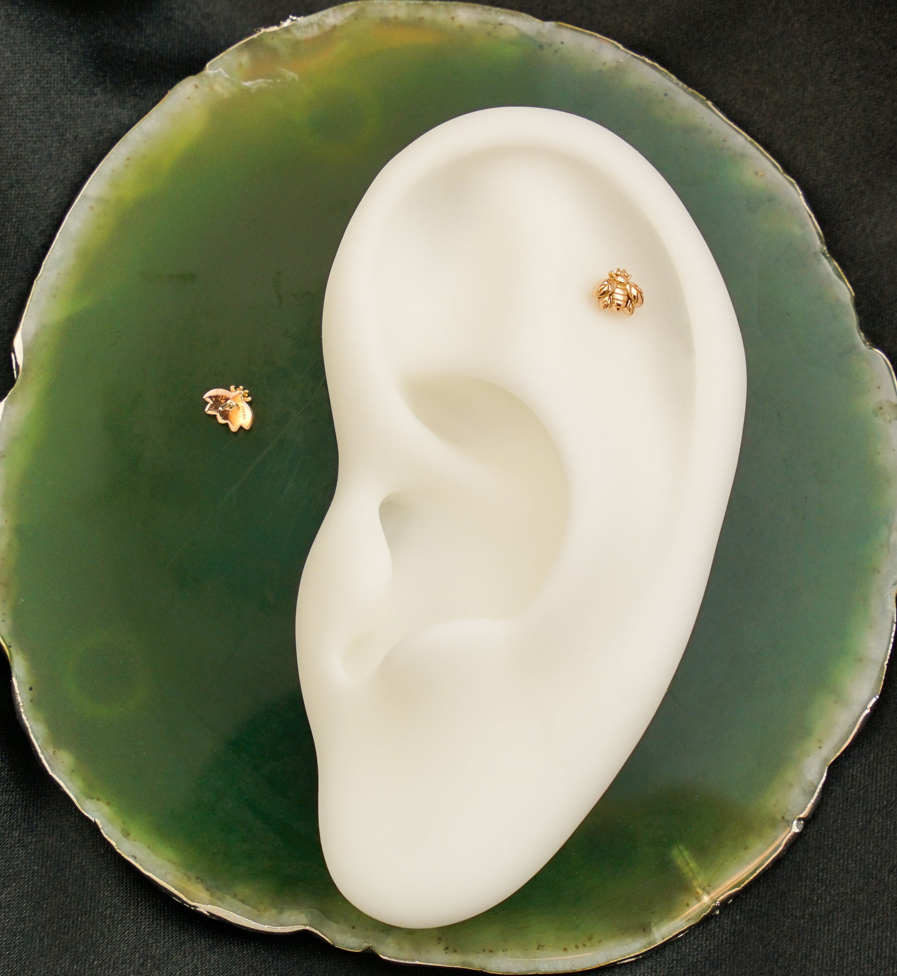 18kt Rose Gold Mini Bee Threadless Top