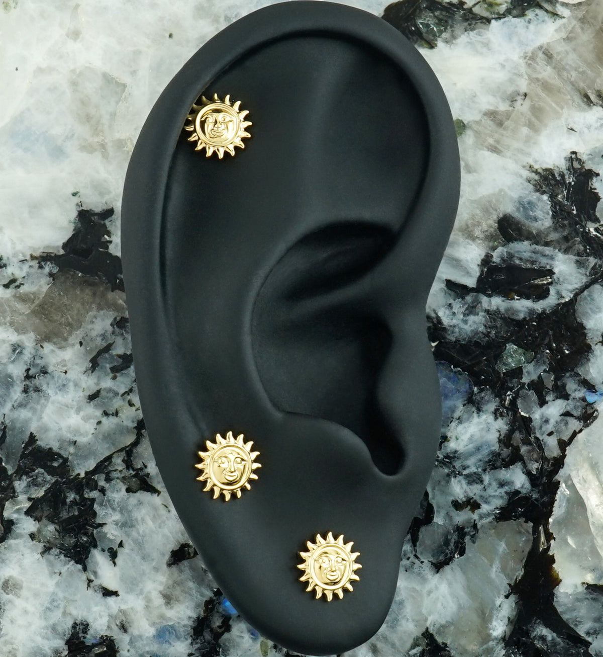 24kt Gold PVD Grinning Sun Titanium Threadless Top
